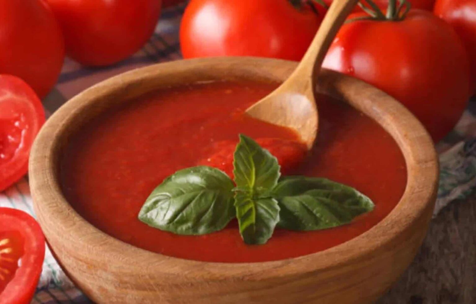 Molho de tomate caseiro descubra o pulo do gato para fazer o melhor molho do mundo